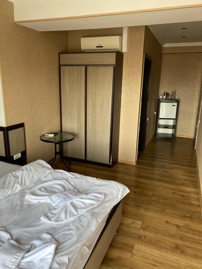7 Baits Hotel Tbilisi Esterno foto